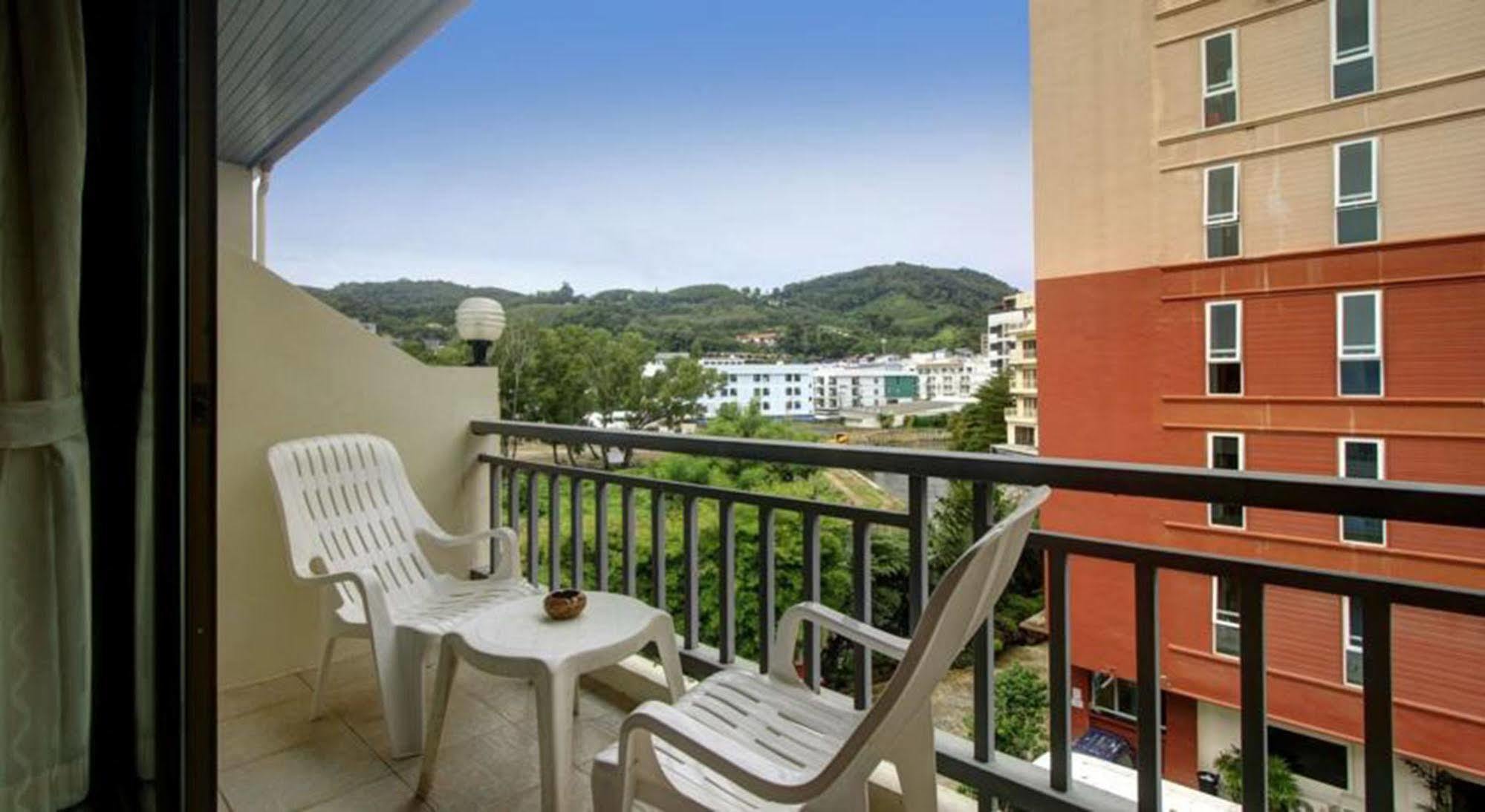 Patong The Galiness International Backpacker Hostel Phuket מראה חיצוני תמונה